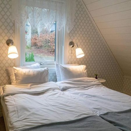 Anfasteroed Gardsvik - Badstugor Med Loft Ljungskile Buitenkant foto