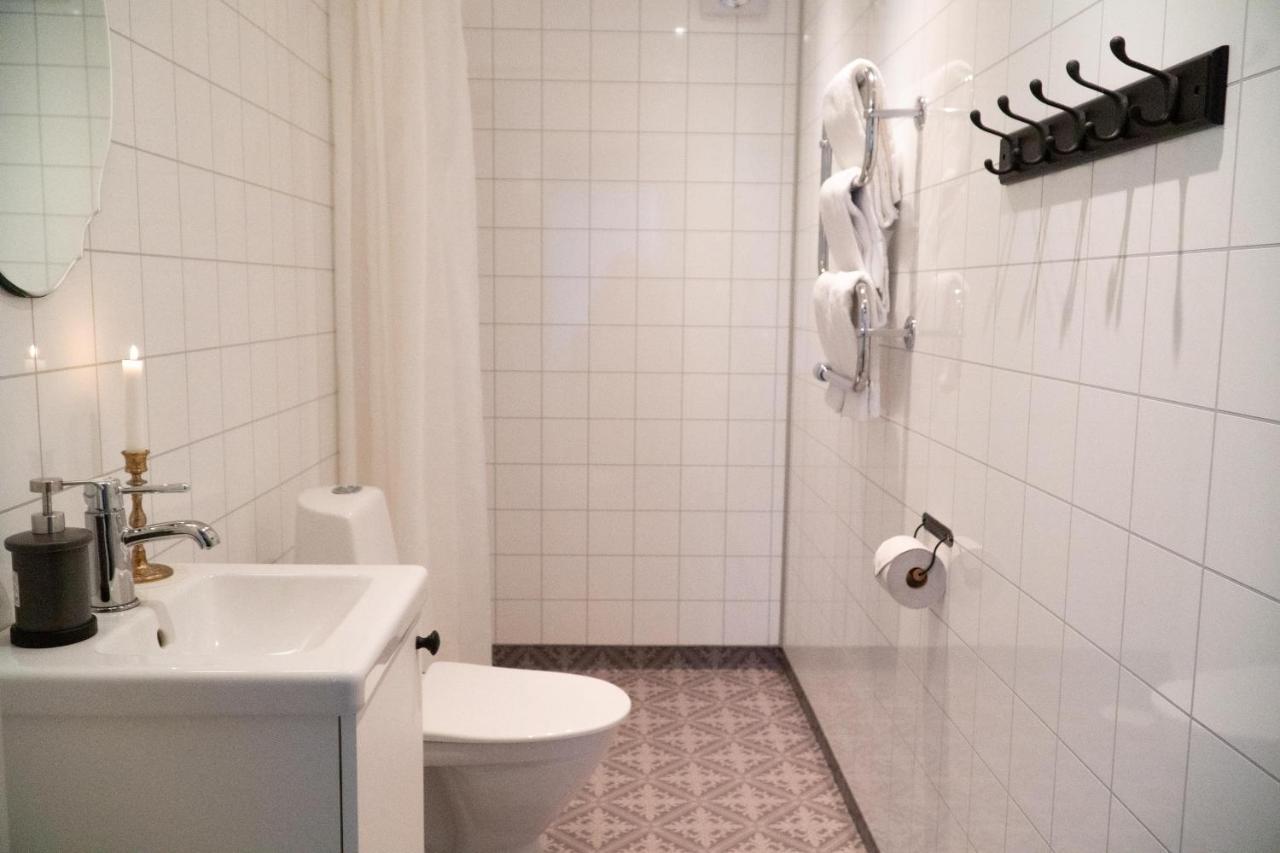 Anfasteroed Gardsvik - Badstugor Med Loft Ljungskile Buitenkant foto